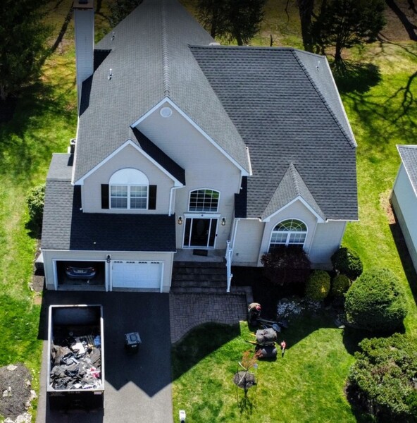 Roofing Services in Thornwood, NY (1)